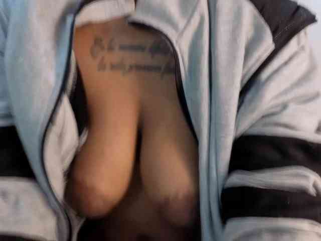 GeorginaStark webcam