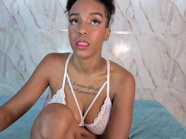 GeorginaStark webcam