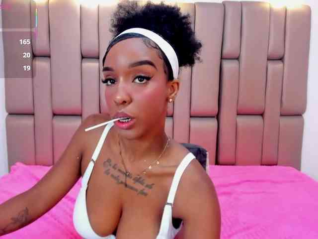 GeorginaStark webcam