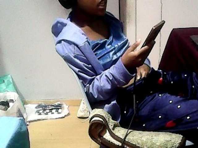 Sweet Missaudreys wants you to fuck her body now Missaudreys from BongaCams