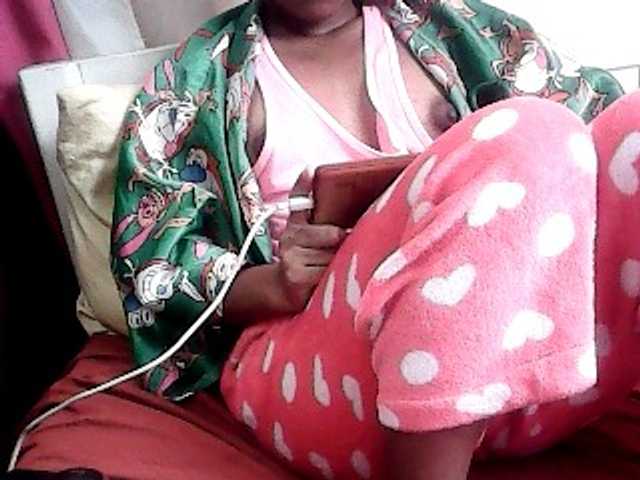 Missaudreys's BongaCams show and profile