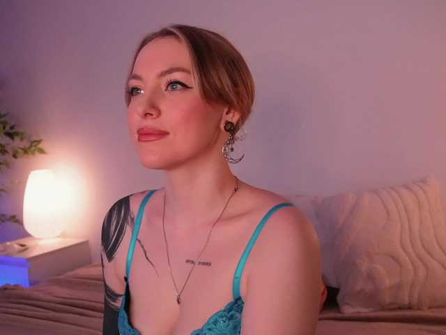 TouchMyAss's BongaCams show and profile