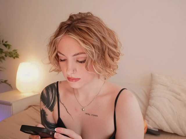 TouchMyAss's BongaCams show and profile