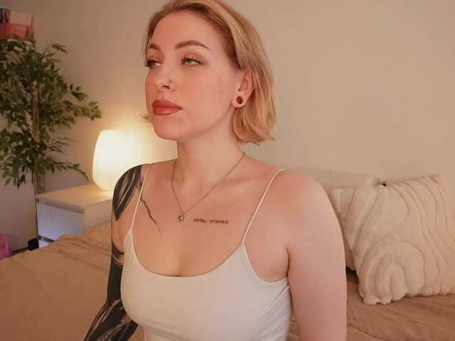 TouchMyAss's BongaCams show and profile