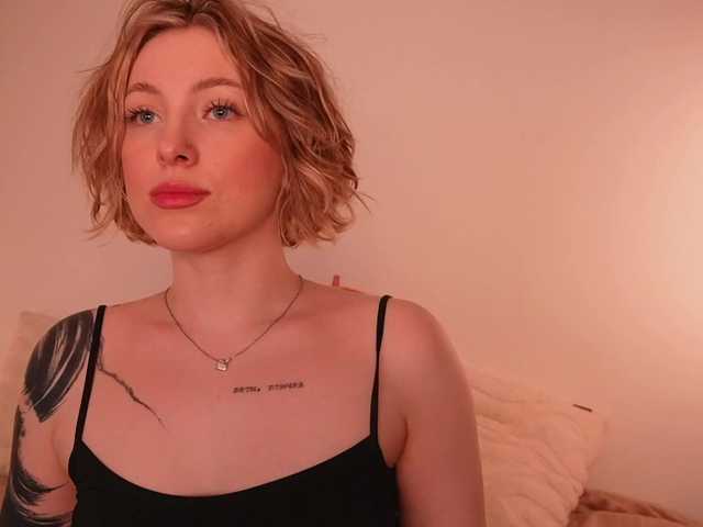 TouchMyAss's BongaCams show and profile