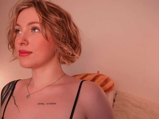 TouchMyAss's BongaCams show and profile