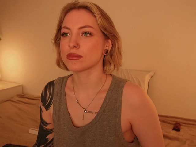 TouchMyAss's BongaCams show and profile