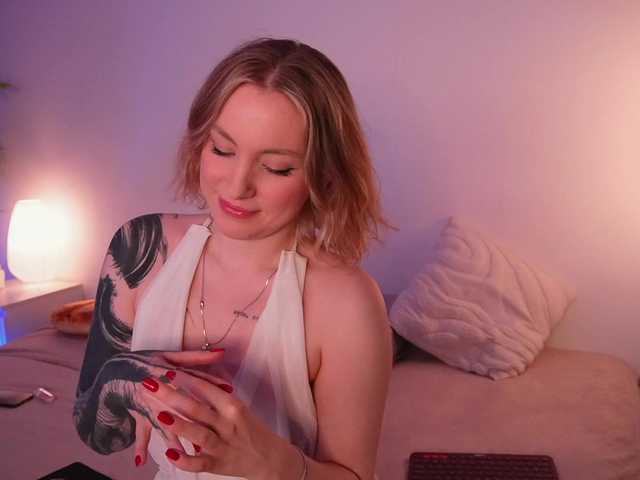 TouchMyAss's BongaCams show and profile