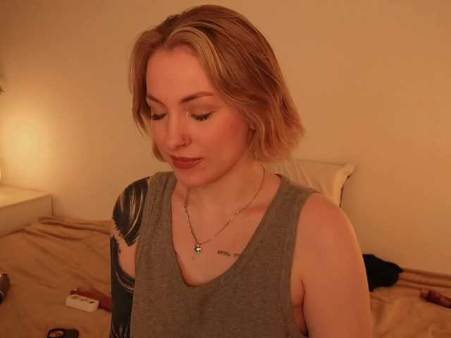 видео TouchMyAss