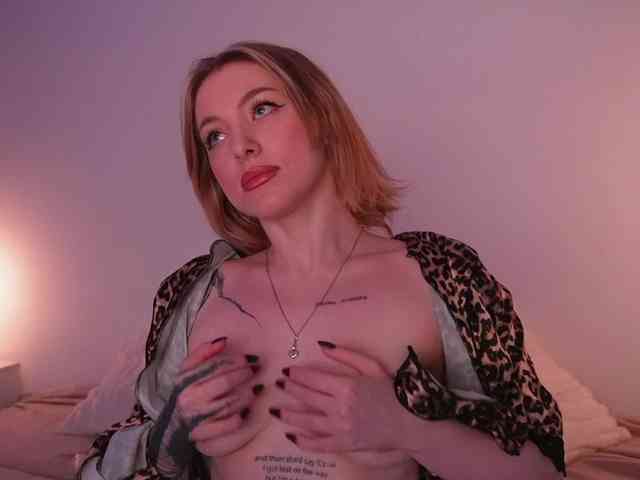 TouchMyAss TouchMyAss