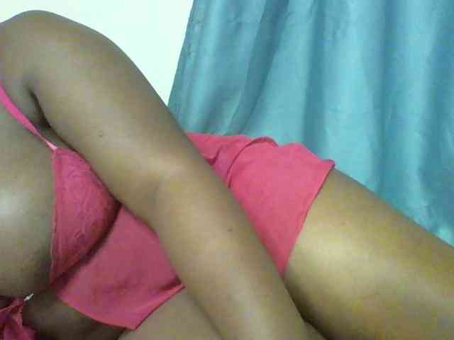 Sexyboobys webcam