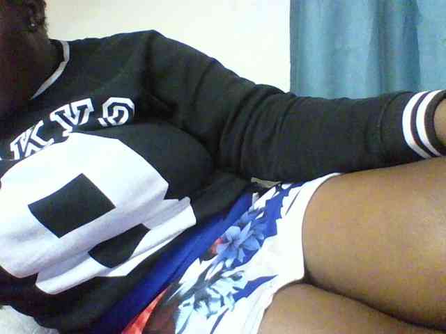 Sexyboobys webcam