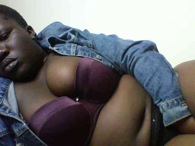Sexyboobys webcam