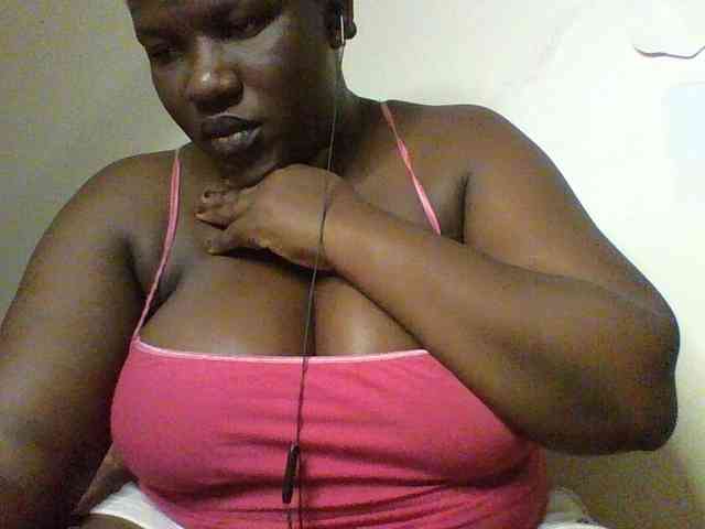 Sexyboobys webcam