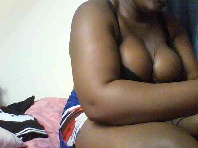 Sexyboobys webcam