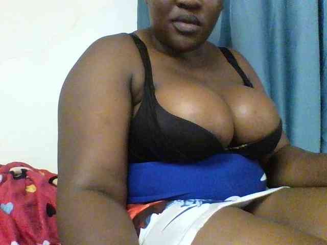 Sexyboobys webcam