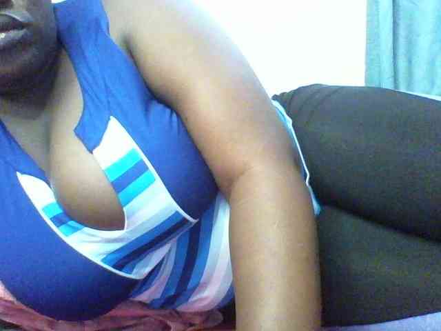 Sexyboobys webcam