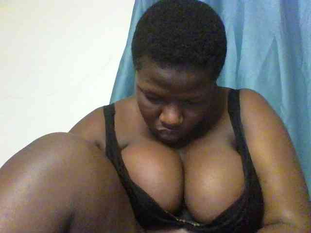 Sexyboobys webcam