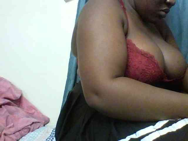 Sexyboobys webcam