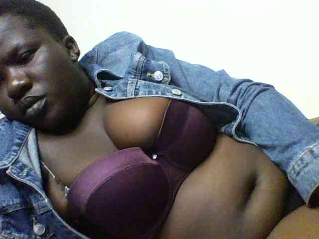 Sexyboobys webcam