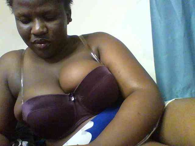 Sexyboobys webcam