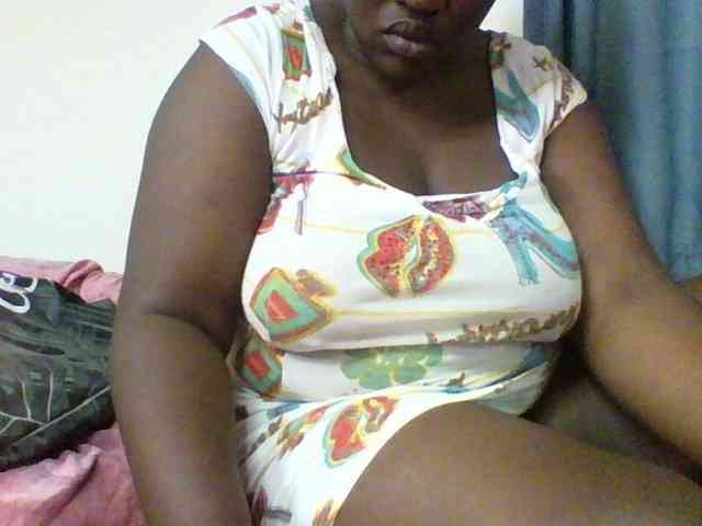 Sexyboobys webcam