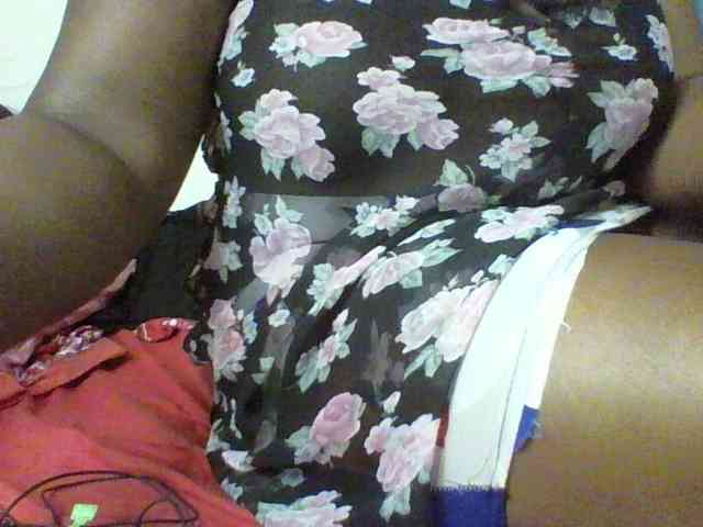 Sexyboobys webcam