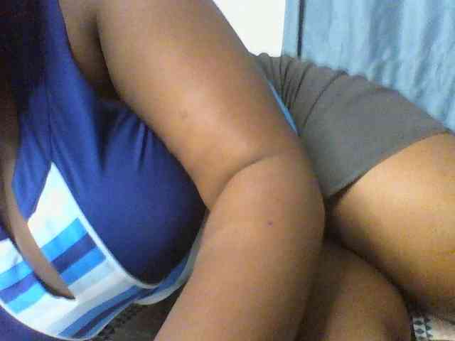 Sexyboobys webcam