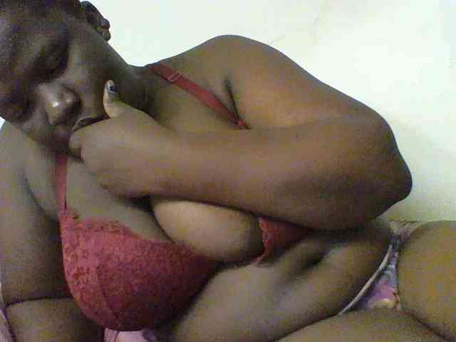 Sexyboobys webcam