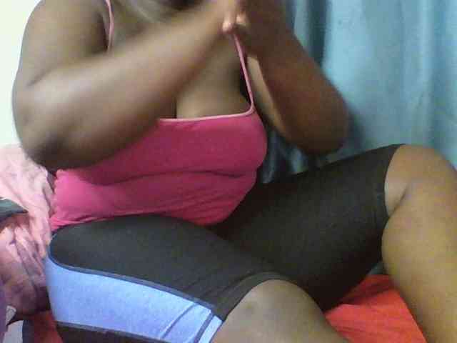 Sexyboobys webcam