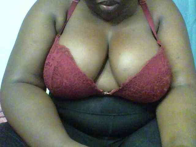 Sexyboobys webcam