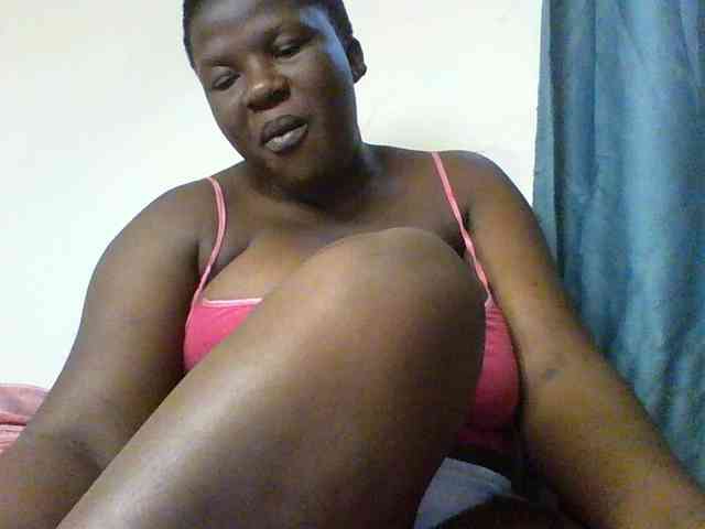 Sexyboobys webcam