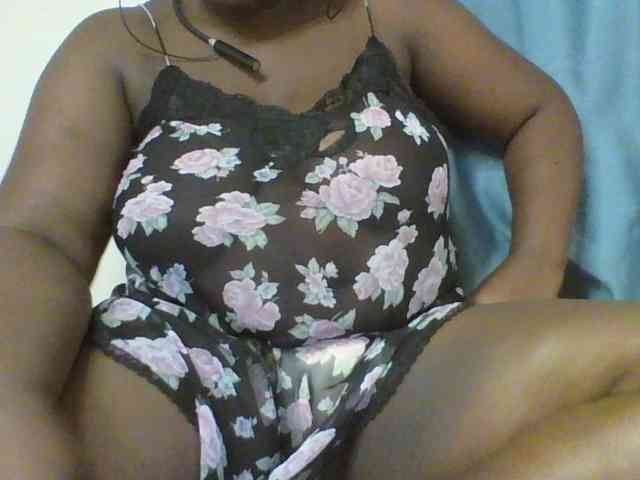 Sexyboobys webcam