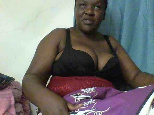 Sexyboobys webcam