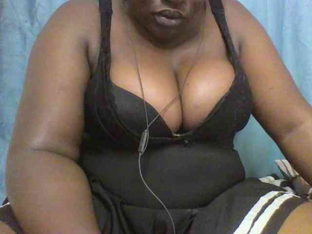 Sexyboobys webcam