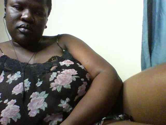 Sexyboobys webcam