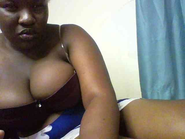 Sexyboobys webcam