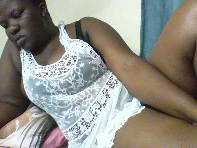 Sexyboobys webcam