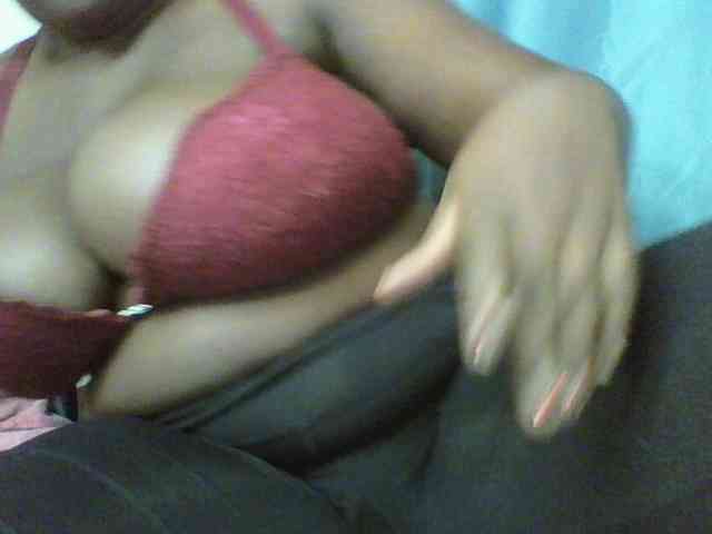 Sexyboobys webcam