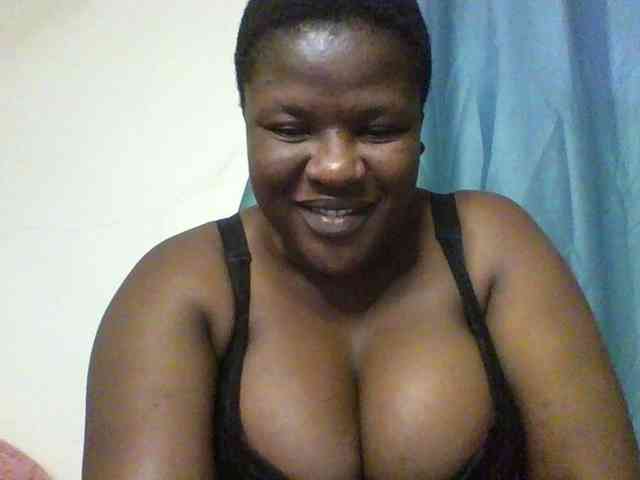 Sexyboobys webcam