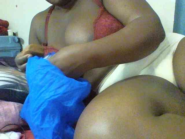 Sexyboobys webcam