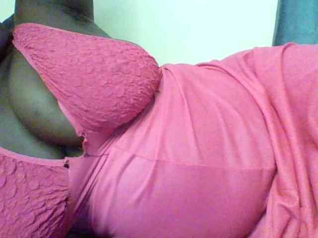 Sexyboobys webcam