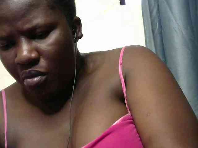Sexyboobys webcam