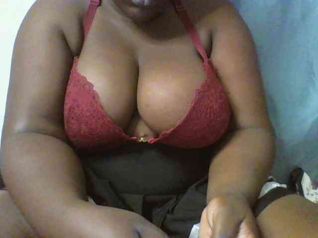 Sexyboobys webcam
