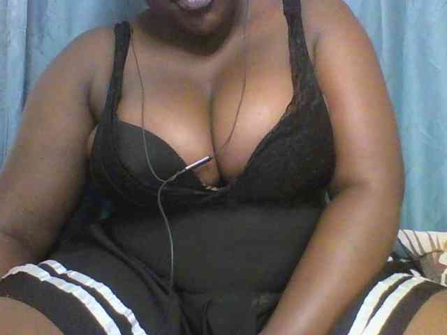 Sexyboobys webcam
