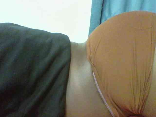 Sexyboobys webcam