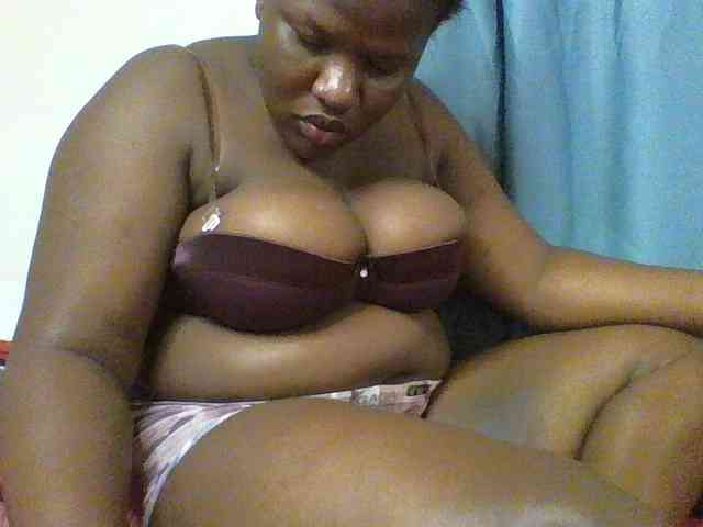 Sexyboobys webcam