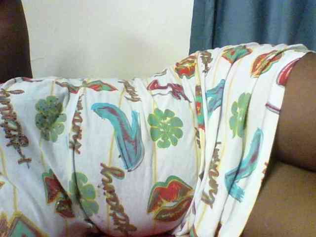 Sexyboobys webcam