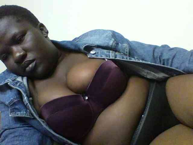 Sexyboobys webcam