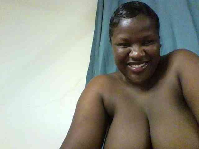 Sexyboobys webcam